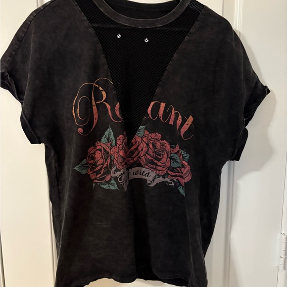 SHEIN Black Tee with Rose Graphic and Mesh Detail - Picture 1 of 3